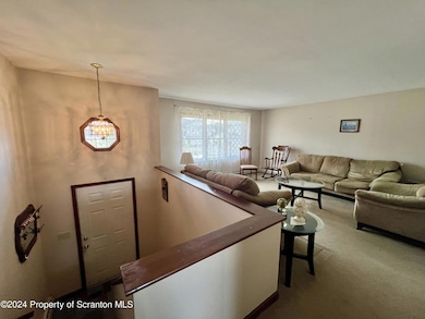 1225 Tonwin St, Archbald, PA 18403 - photo 3