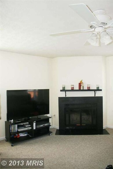 9560 Glen Oaks Ln, Columbia, MD 21046 - photo 7