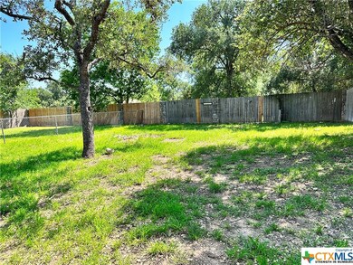 713 Allen St unit 715, San Marcos, TX 78666 - photo 3