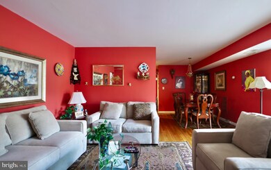 7617 Fontainebleau Dr unit 2138, New Carrollton, MD 20784 - photo 3