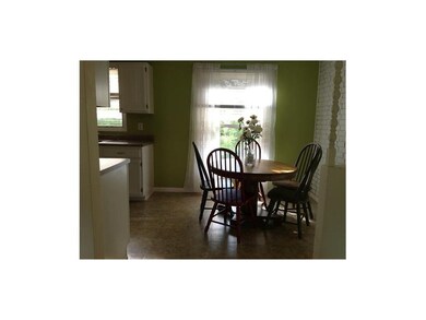 Dining space for four or more.