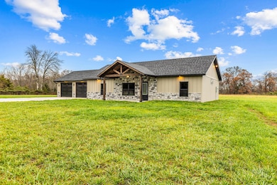 5764 Lawrence 1032, La Russell, MO 64848 - photo 5