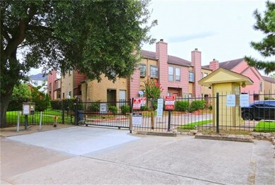 8299 Cambridge St unit 1705, Houston, TX 77054 - photo 2