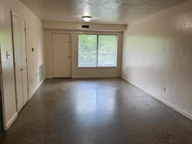 100 Ridgeview Lane, Apt 6 2