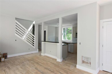 Open Kitchen Ready to Entertain