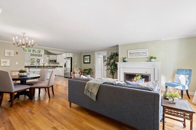 19 May St, Marblehead, MA 01945 - photo 4