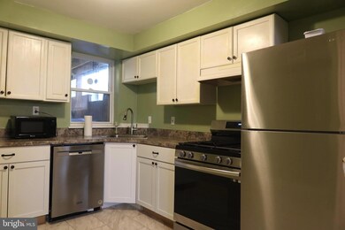 427 S Durham St, Baltimore, MD 21231 - photo 6