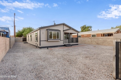 0010-05 - Sahuaro