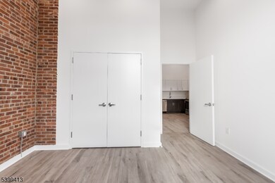 70 Roseville Ave unit 2A, Newark, NJ 07107 - photo 2