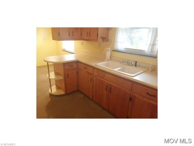 Kitchen 17 x 9