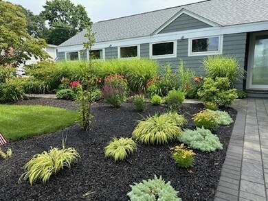 18 Riverside Dr, Riverside, RI 02915 - photo 4