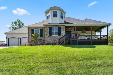 135 White Oak Circle (3)