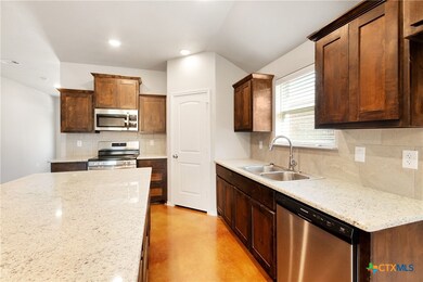 1437 Lindsey Dr, Copperas Cove, TX 76522 - photo 5