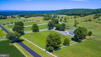 22463 Oatlands Rd, Aldie, VA 20105 - photo 3