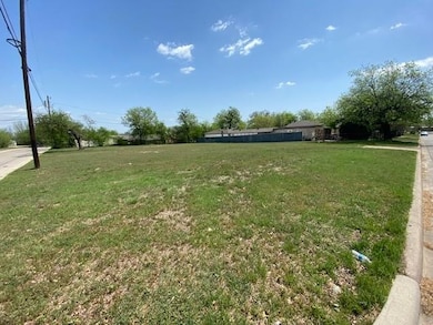 2522 NW 29th St, Fort Worth, TX 76106 - photo 3