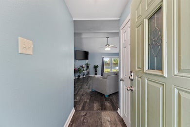 3501 Old Oaks Dr, Baytown, TX 77521 - photo 4