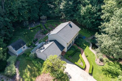 1233 N Philip Rd (44 of 50)