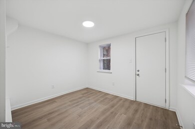 1225 W Silver St unit 1, Philadelphia, PA 19133 - photo 7