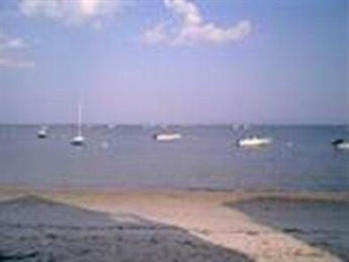 29 Cove St unit 1, Mattapoisett, MA 02739 - photo 5