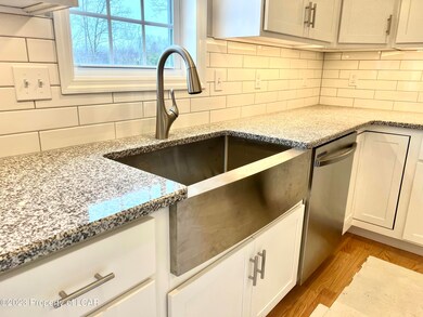 8 Sunset View Dr, Nanticoke, PA 18634 - photo 3