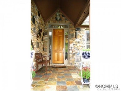 Covered Entry Way