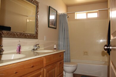 1820 W Kings Ct, Paulden, AZ 86334 - photo 5