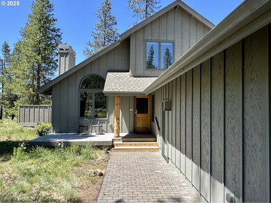 17692 Rogue Ln, Sunriver, OR 97707 - photo 3