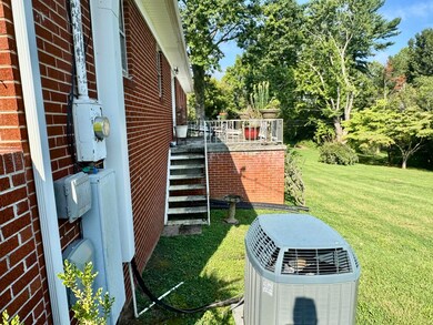 2691 Lakemoore Dr, Morristown, TN 37814 - photo 4