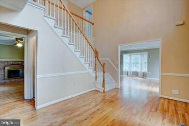 19235 Jamestown Dr, Hagerstown, MD 21742 - photo 7