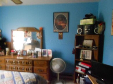 6481 Putnam Dr, Circleville, OH 43113 - photo 5