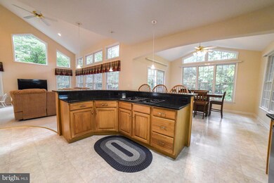 23080 Barberry Ln, California, MD 20619 - photo 4