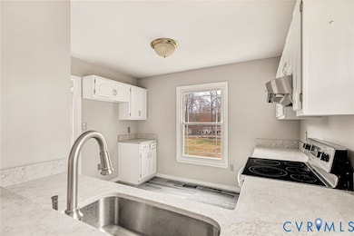 319 Lake Caroline Dr, Ruther Glen, VA 22546 - photo 6