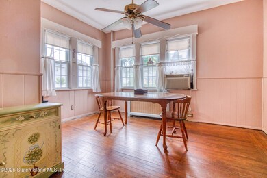 150 Acacia Ave, Staten Island, NY 10308 - photo 7