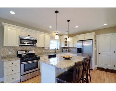 76 Morgans Way, Swansea, MA 02777 - photo 2