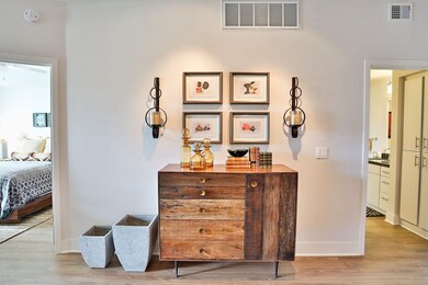 Ariat Unit View*