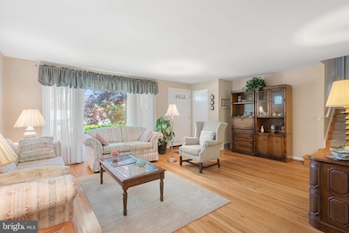 592 Bob White Rd, Wayne, PA 19087 - photo 6