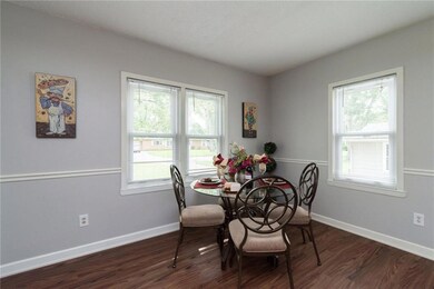 1040 68th St, Windsor Heights, IA 50324 - photo 5