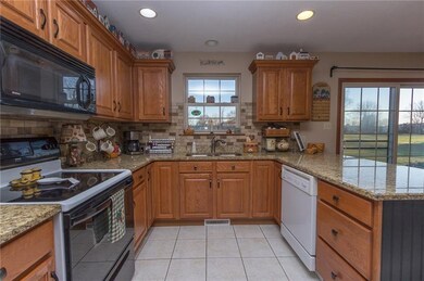 911 Gross St, Conway, PA 15027 - photo 6