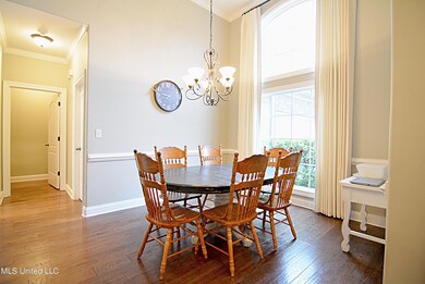 DiningRoom from Entry