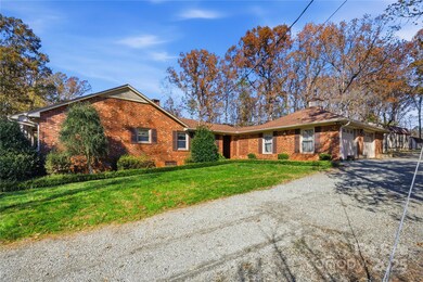 1704 Charles Raper Jonas Hwy, Mount Holly, NC 28120 - photo 5