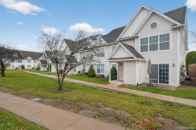 261 Ruth Ct, Middletown, NY 10940 - photo 3