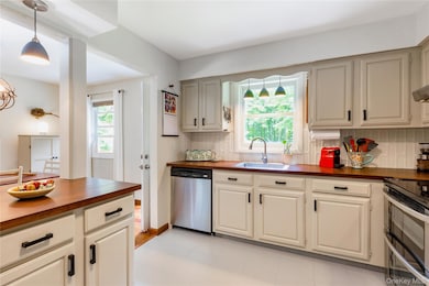 424 Tongore Way, Kingston, NY 12401 - photo 6