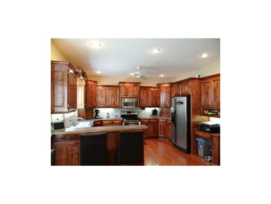 The Spacious Kitchen With Breakfast Bar, Plethora 