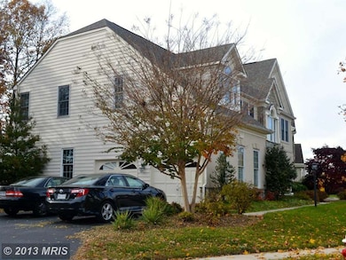 26175 Glasgow Dr, Chantilly, VA 20152 - photo 3