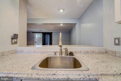 7323 Sheila Ln, Clinton, MD 20735 - photo 7