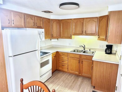 2000 E Bay Dr unit 83, Largo, FL 33771 - photo 3