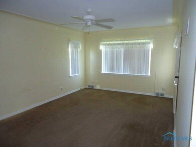427 W Main St, Delta, OH 43515 - photo 2