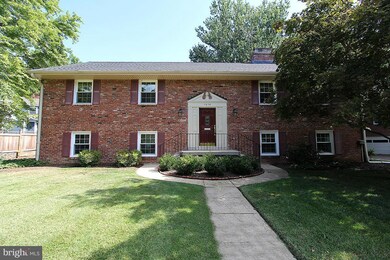 1014 Dalebrook Dr, Alexandria, VA 22308 - photo 2