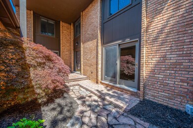 2144-bordeaux-dr-west-bloomfield-mi-unit