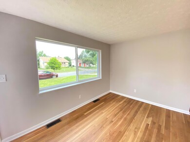 672 Scriven Ave, Columbus, OH 43228 - photo 2